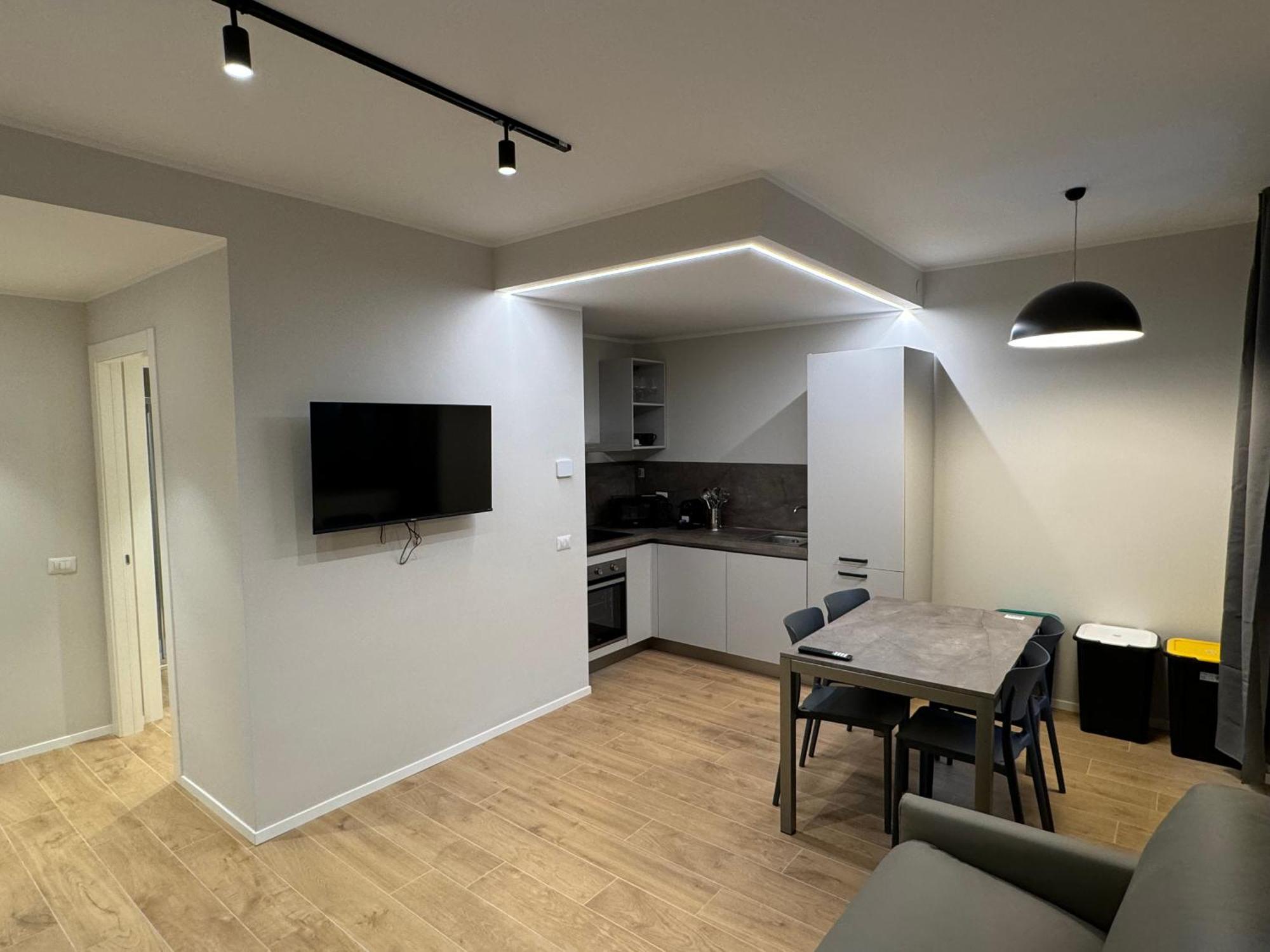 Flat In - Sempione Park Apartment Milan